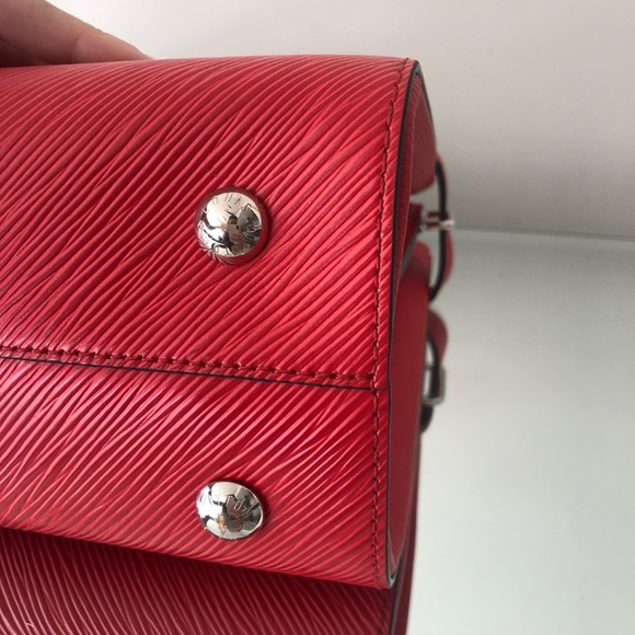 ***SOLD****Louis Vuitton Twist Tote - Picture 7 of 8